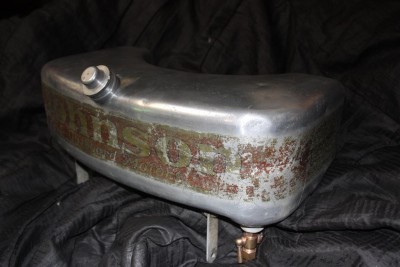 `1926 6HP JOHNSON P-30 FUEL TANK 009 (Medium).JPG